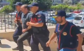 124 yıl hapis cezasıyla aranıyordu: Saklandığı köy evinde yakalandı