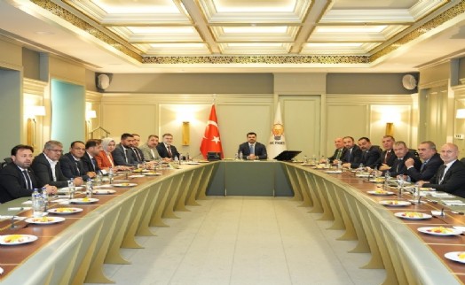 AK Parti Genel Merkezi'nde 'İzmir' mesaisi