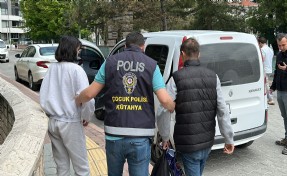 Ailelerin aradığı iki arkadaş Kütahya'da bulundu