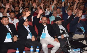Altay'da kongre tarihi gecikti