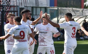 Altınordu emin adımlarla üst lige