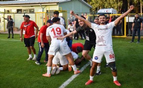 Altınordu'nun yükselme umudu sürüyor!