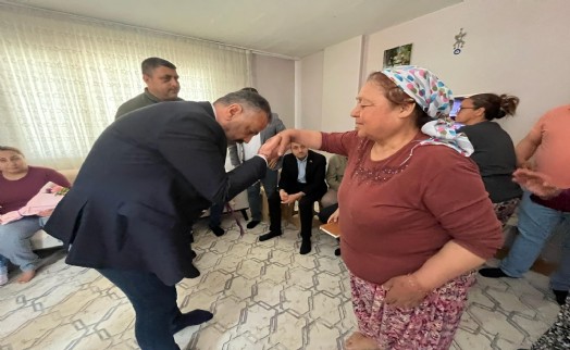 CHP'li Aslanoğlu'ndan Anneler Günü'nde anlamlı ziyaret