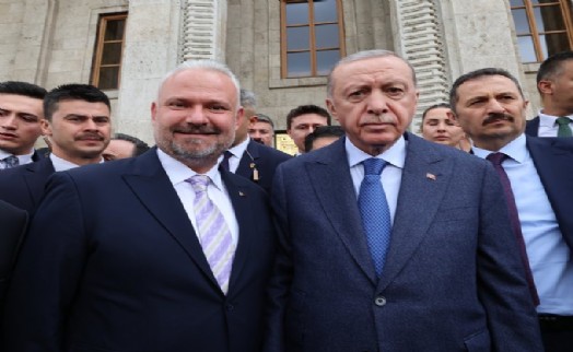 Aydın Pehlivan, AK Parti Grup toplantısına katıldı: Menemen'e hizmet vurgusu