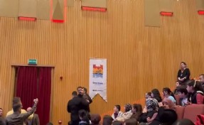 Bakan Tekin ve atanamayan öğretmen arasında tansiyon yükseldi!
