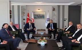 Başkan Tugay’dan Ankara’da sendikalara ziyaret