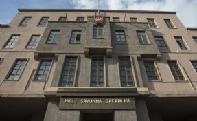 Bazı emekli askerlerin orduevine girişleri yasaklandı