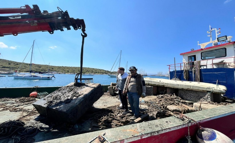Bodrum'da deniz dibinden 130 ton katı atık çıktı
