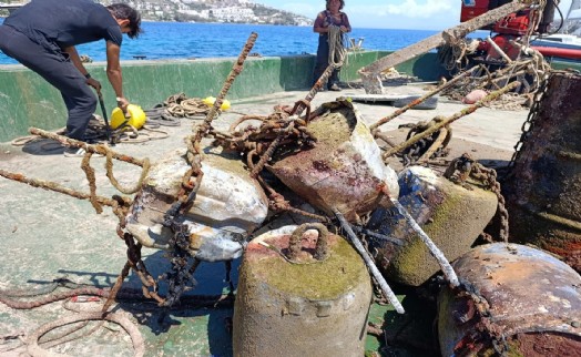 Bodrum’da denizden 50 ton katı atık çıkartıldı