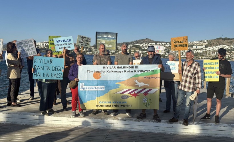 Bodrum’da kaçak iskeleler protesto edildi