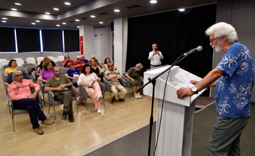 Bornova Kent Söyleşileri’nde duygu dolu akşam
