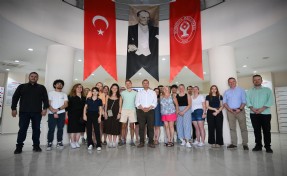 Bornova'da uluslararası gençlik buluşması: Sivil toplum kuruluşları bir araya geldi