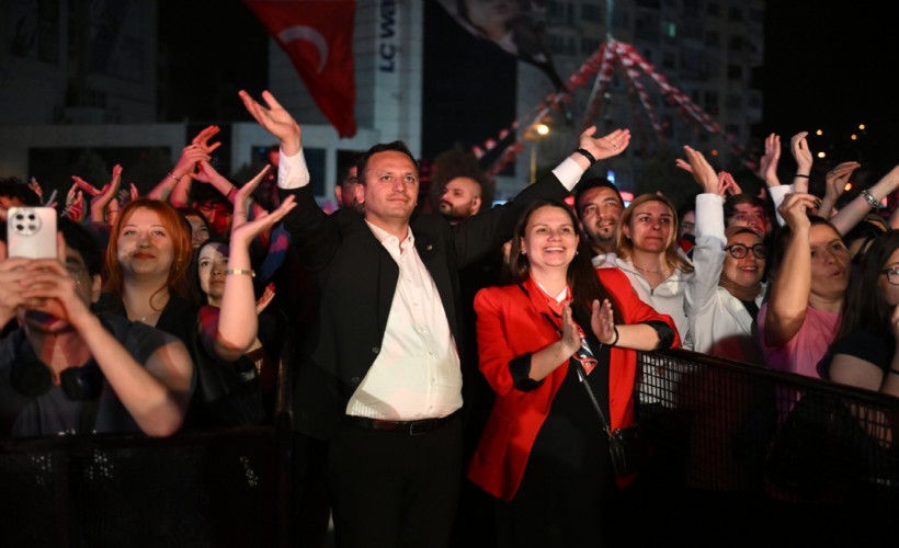 Bornovalı gençler haykırdı: Korkmuyoruz, susmuyoruz, vazgeçmiyoruz!