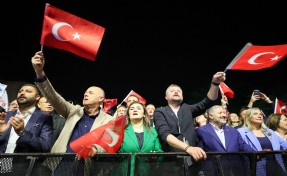Buca'da 106. yılda gurur dolu kutlama