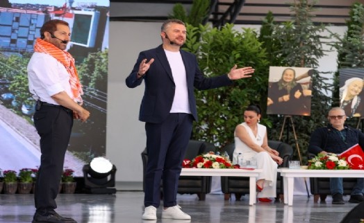 Buca’nın Zeki-Metin Amfi Tiyatrosu’na görkemli açılış: Duman'dan Gündoğdu'ya davet!