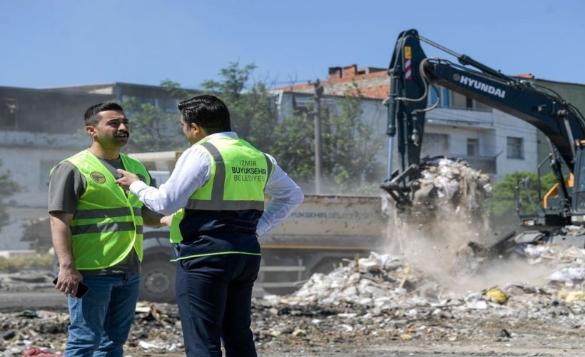 Büyükşehir’den Buca’da temizlik operasyonu