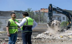 Büyükşehir’den Buca’da temizlik operasyonu