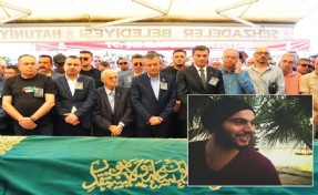 CHP lideri Özgür Özel, Manisa'da cenazeye katıldı