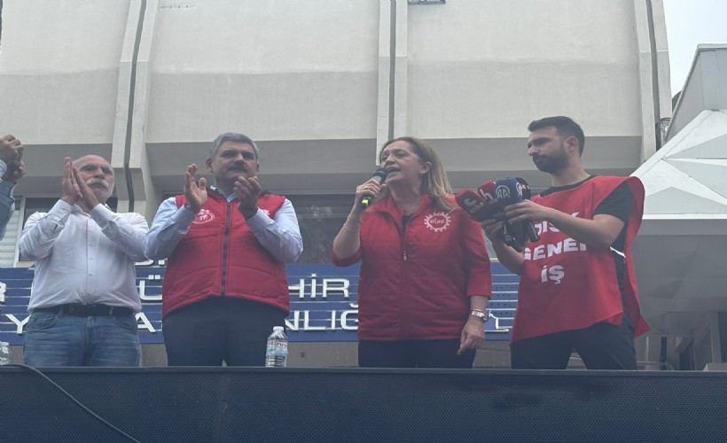Çerkezoğlu, Büyükşehir önünde konuştu: Grev hakkımızı kimse sorgulayamaz!