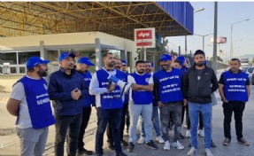 DYO Boya fabrikası işçileri greve çıktı