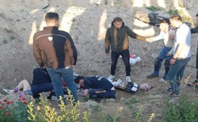 Denizli'de yoldan çıkıp takla atan motosikletteki 2 kişi öldü