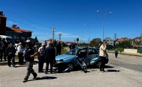 Domaniç’te trafik kazası; 5 yaralı