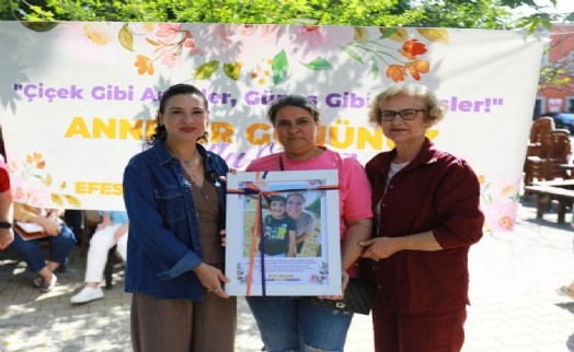 Efes Selçuk’ta DMD ve SMA farkındalığı: Gerçek Anneler Günü çocukların umutla büyüdüğü gün olacak