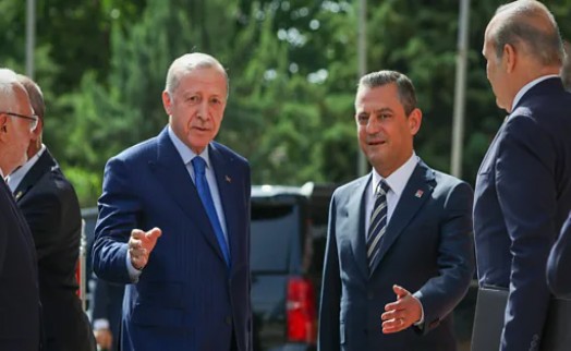 Erdoğan'ın yeniden adaylığı için planlar değişti: Özgür Özel rest çekmişti