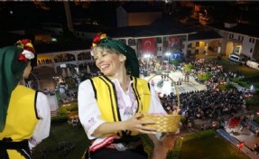 Festival coşkusu Menderes’i sardı