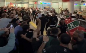 Final için avantajı kapan Kaf-Kaf'a taraftardan coşkulu karşılama