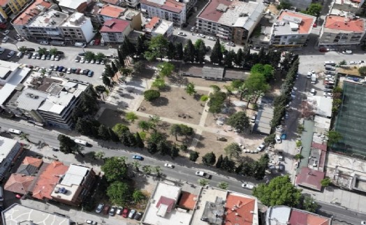 Fırat Yılmaz Çakıroğlu Parkı, yeni düzenlemeyle sosyal alana dönüşüyor