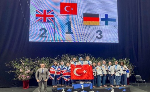 Gaziemir’in taekwondocuları Avrupa’yı fethetti: 4 şampiyonluk, 2 ikincilik