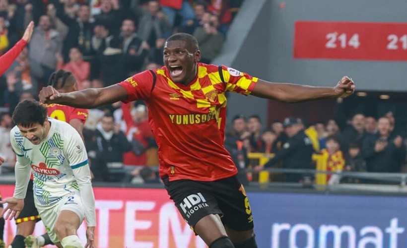 Göztepe'de Heliton'la yola devam