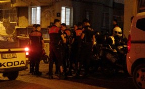 İhbara gelen polis tarafından ölü bulundu; eşi gözaltında