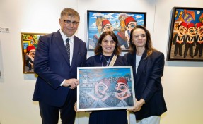 İzmir Sanat ve Antika Fuarı kapılarını açtı