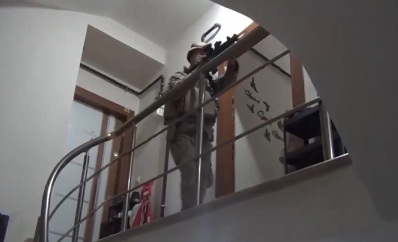 İzmir'de DEAŞ operasyonu: Çok sayıda gözaltı