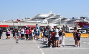 İzmir'de kruvaziyer bereketi: 4 ayda 31 bin turist geldi