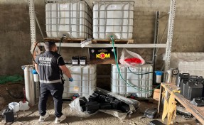 İzmir'de sahte alkol operasyonu: 7 gözaltı