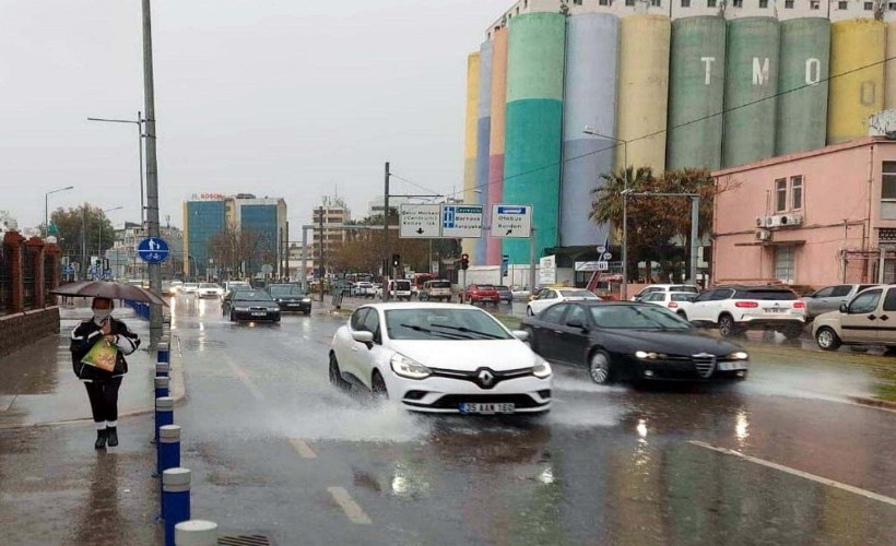 İzmirliler dikkat! Çamur yağışı geliyor