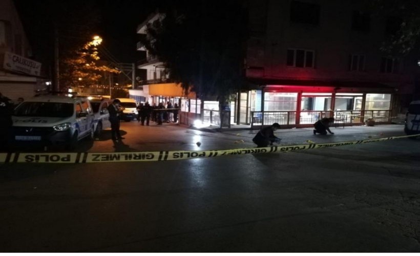 İzmir’de 3 kişiyi yaralayıp kaçan şüpheli, çıkan çatışmada öldü