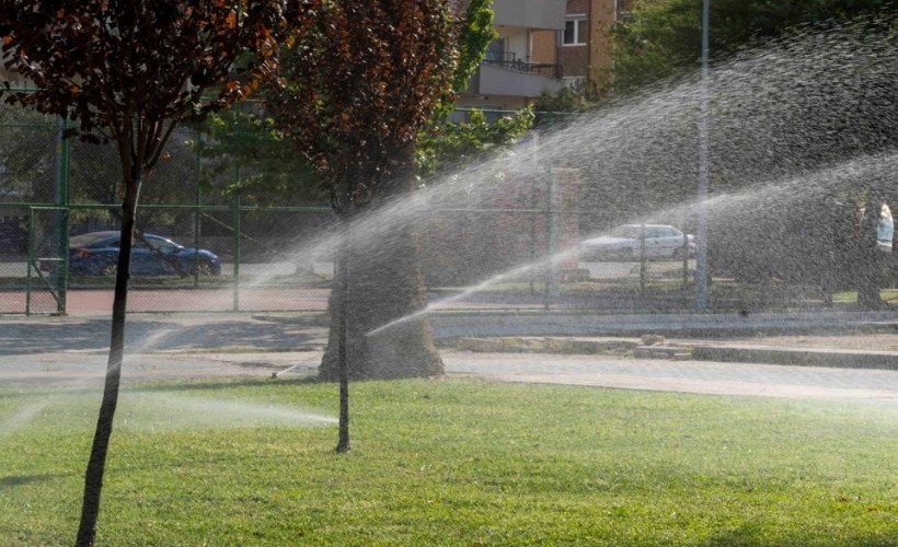 İzmir’in parklarında su kaybına geçit yok