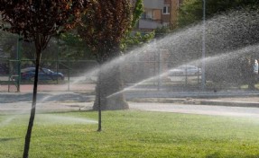 İzmir’in parklarında su kaybına geçit yok
