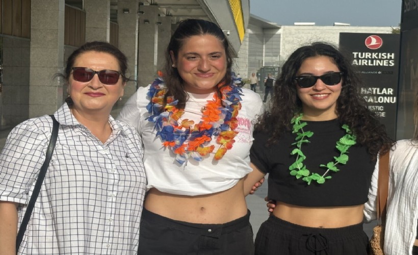 Ka'iwi Kanalı'nı geçen açık su yüzücüsü Aysu Türkoğlu Bodrum’a döndü