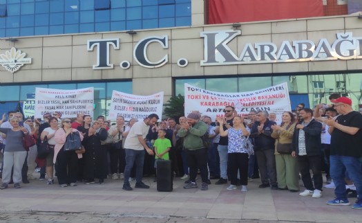 Karabağlar TOKİ hak sahipleri belediyeye seslendi: Belirsizlik bitsin, evlerimiz engellenmesin!
