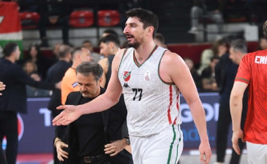 Karşıyaka'da basketbolda Muhsin zirvede