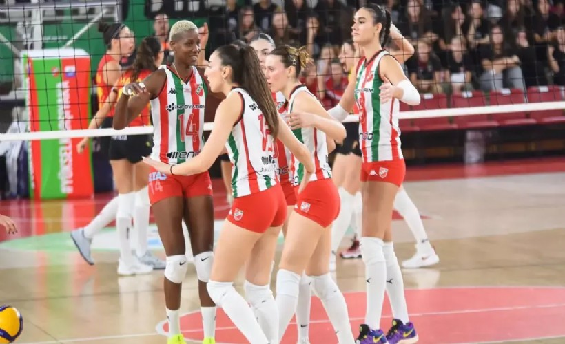 Karşıyaka filesinde iki veda daha