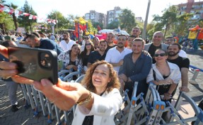 Karşıyaka’da coşku dolu 19 Mayıs