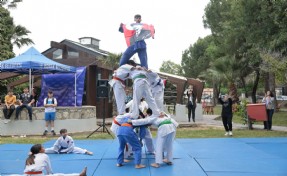 Konak’ta gençliğin ışığı sporun gücüyle parladı
