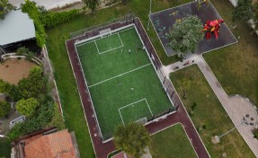 Konak’tan Yenidoğan Parkı’na modern saha
