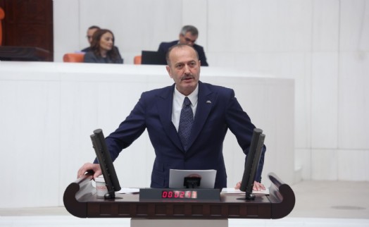 MHP'li Osmanağaoğlu'ndan İzmir Milletvekillerine çağrı